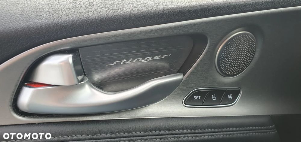 Kia Stinger 2.0 T-GDI GT Line - 18