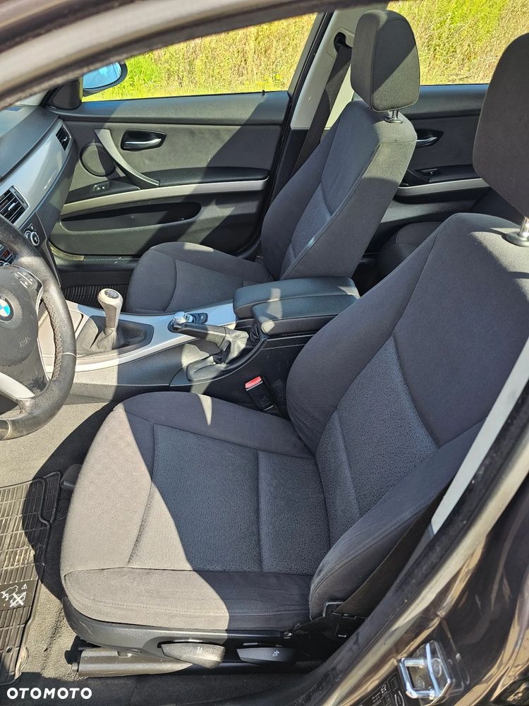 BMW Seria 3 - 13