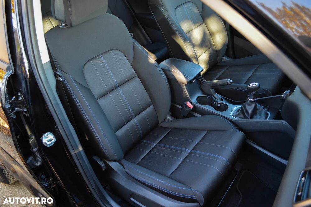 Hyundai Tucson blue 1.7 CRDi 2WD Passion - 30