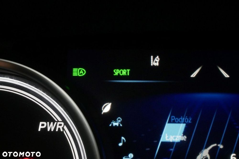 Toyota Camry 2.5 Hybrid Comfort CVT - 21