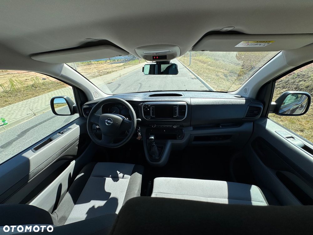 Opel Vivaro - 15