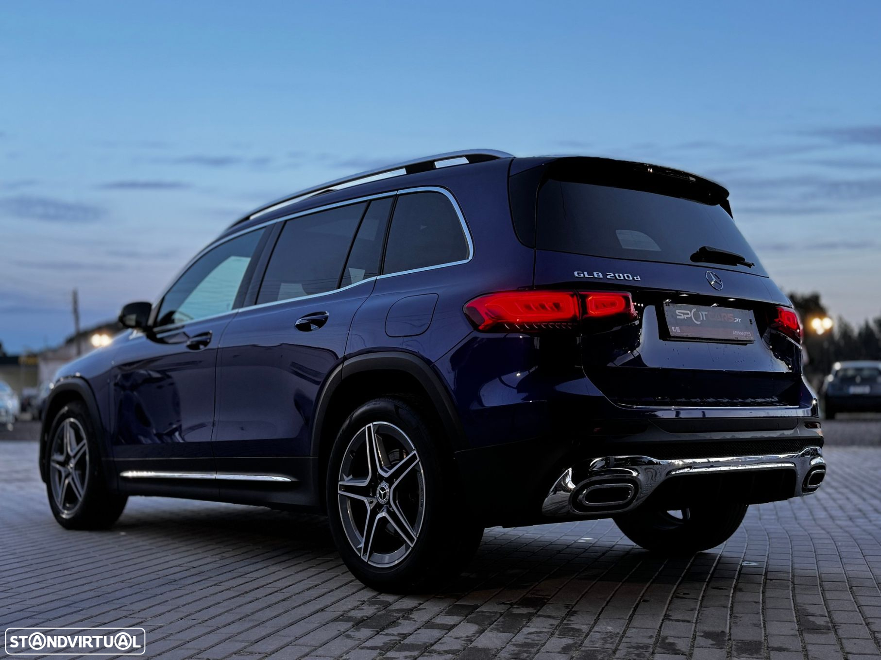 Mercedes-Benz GLB 200 d AMG Line - 8