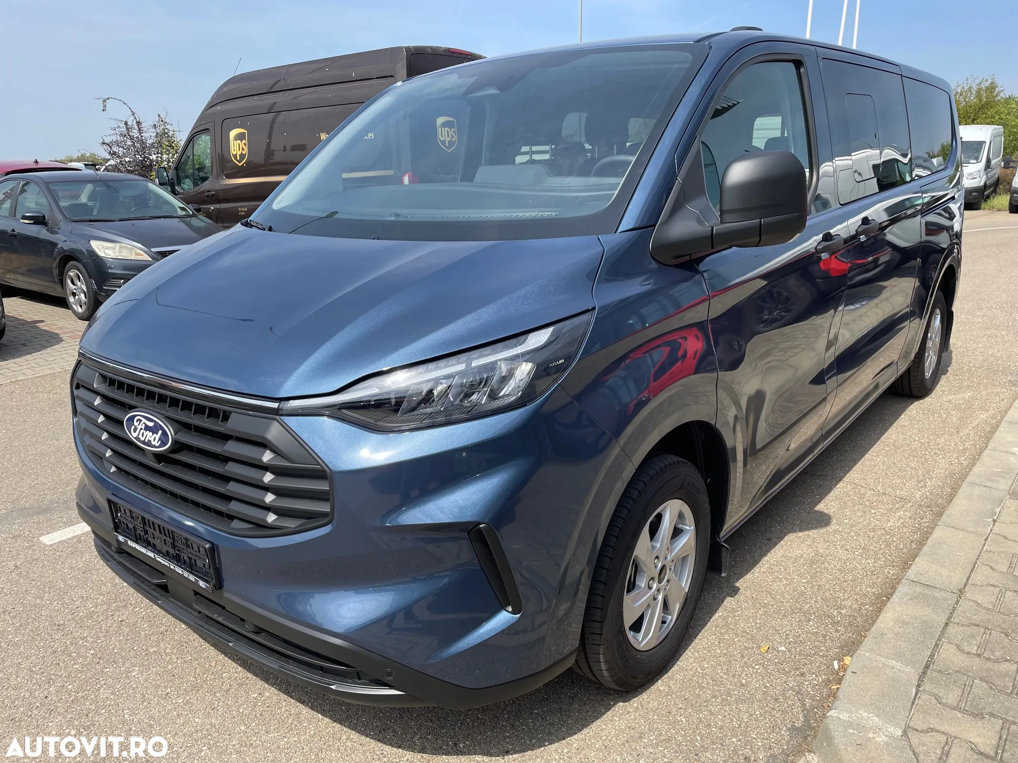 Ford Transit Custom Kombi 320 2.0 EcoBlue 150 CP L2H1 Trend - 2
