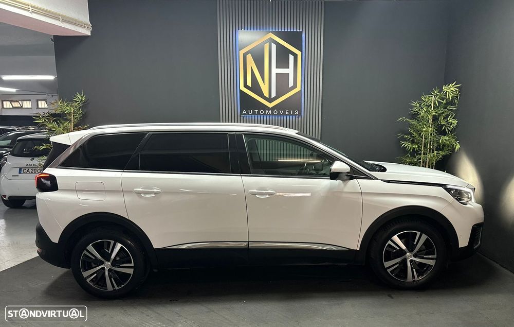 Peugeot 5008 1.2 PureTech Allure EAT6 - 6