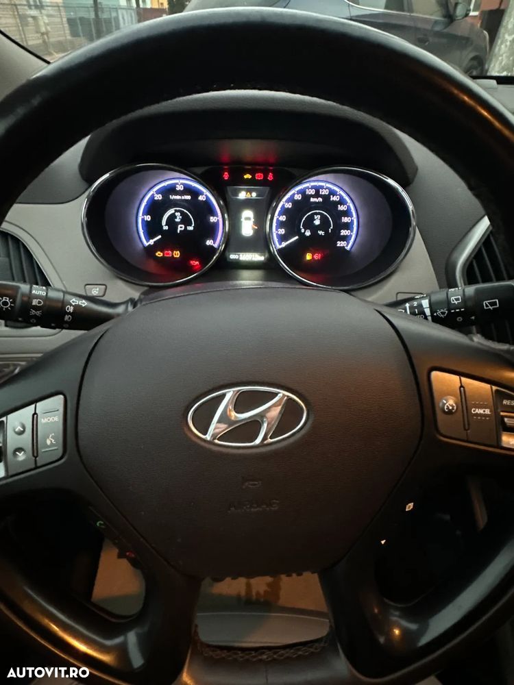 Hyundai ix35 2.0 CRDI 4WD Automatik Style - 14