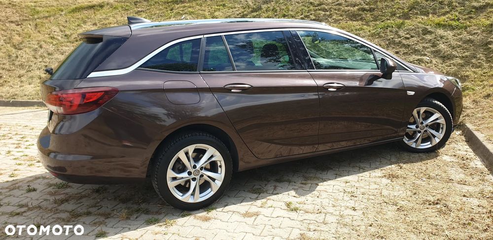 Opel Astra 1.6 D Start/Stop Sports Tourer Innovation - 14