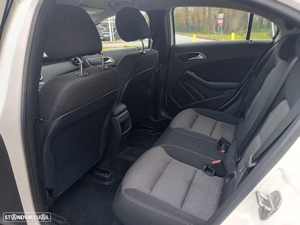 Mercedes-Benz A 180 d Style - 11