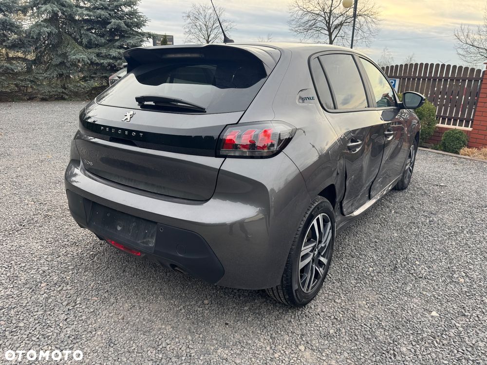 Peugeot 208 PureTech 100 EAT8 Active - 3