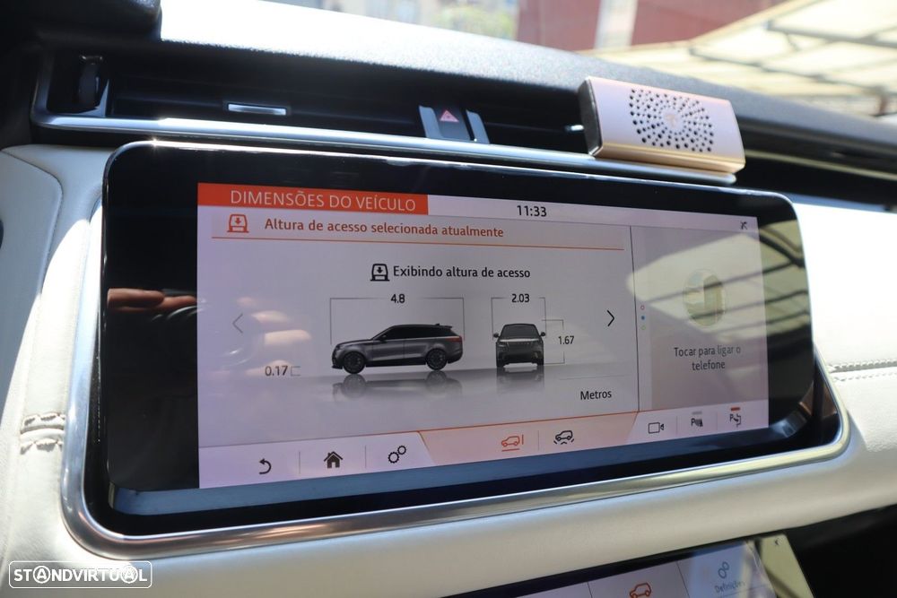 Land Rover Range Rover Velar 3.0 D R-Dynamic HSE - 30