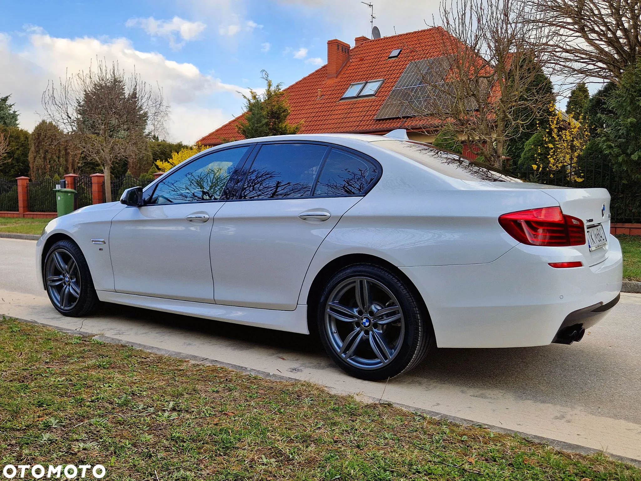 BMW Seria 5 525d xDrive - 13