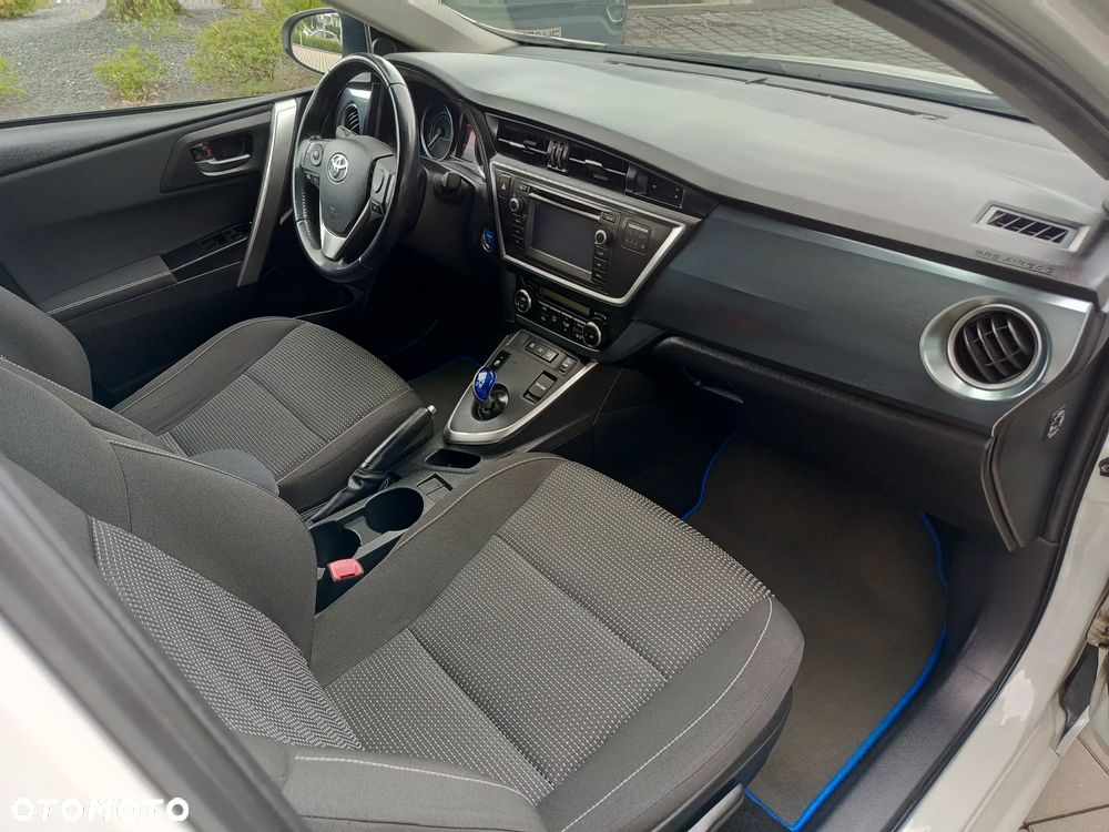 Toyota Auris 1.8 HSD Luna - 13