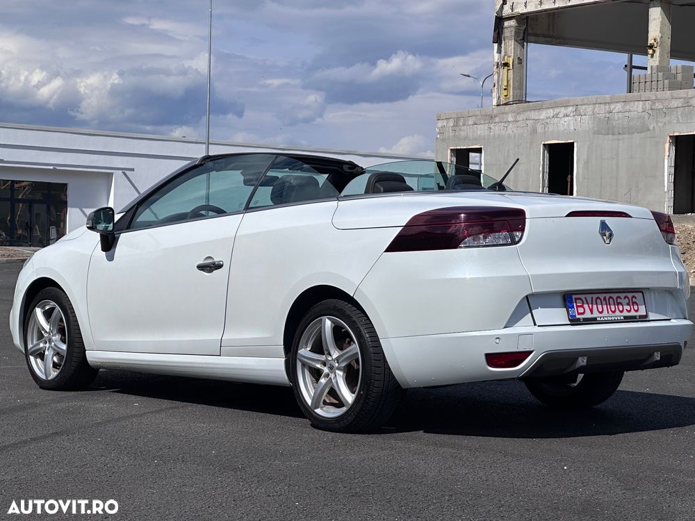 Renault Megane TCe 180 GT - 24