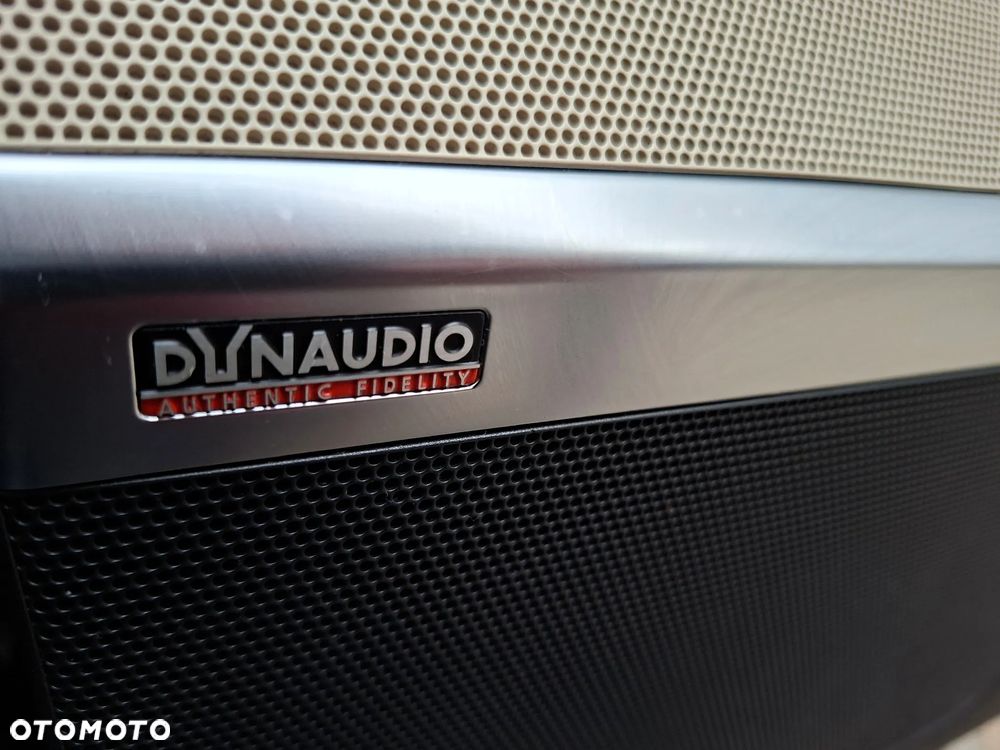 Volkswagen Passat CC - 14