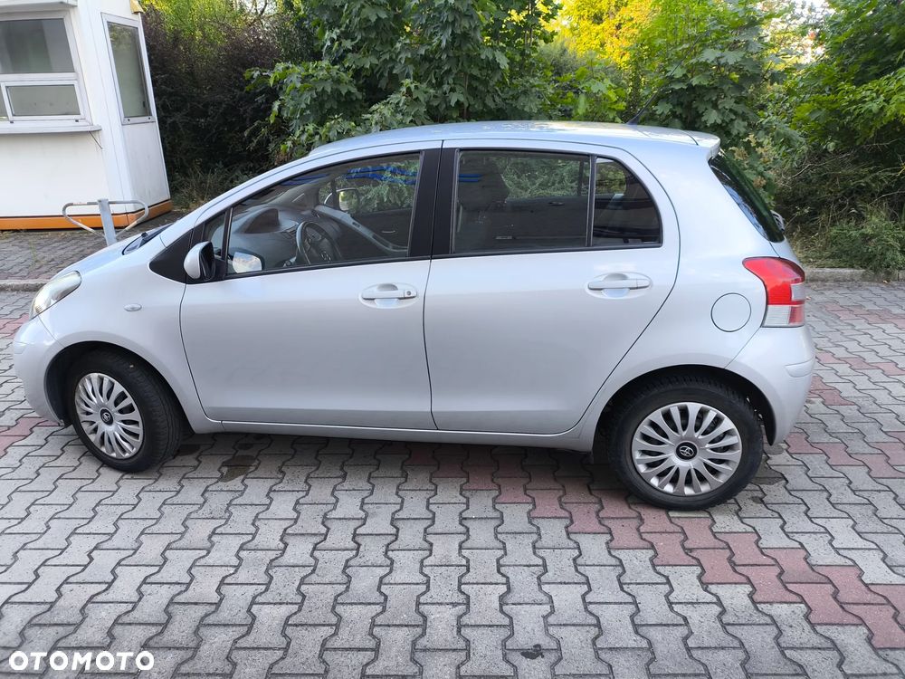 Toyota Yaris 1.0 VVT-i Luna - 4