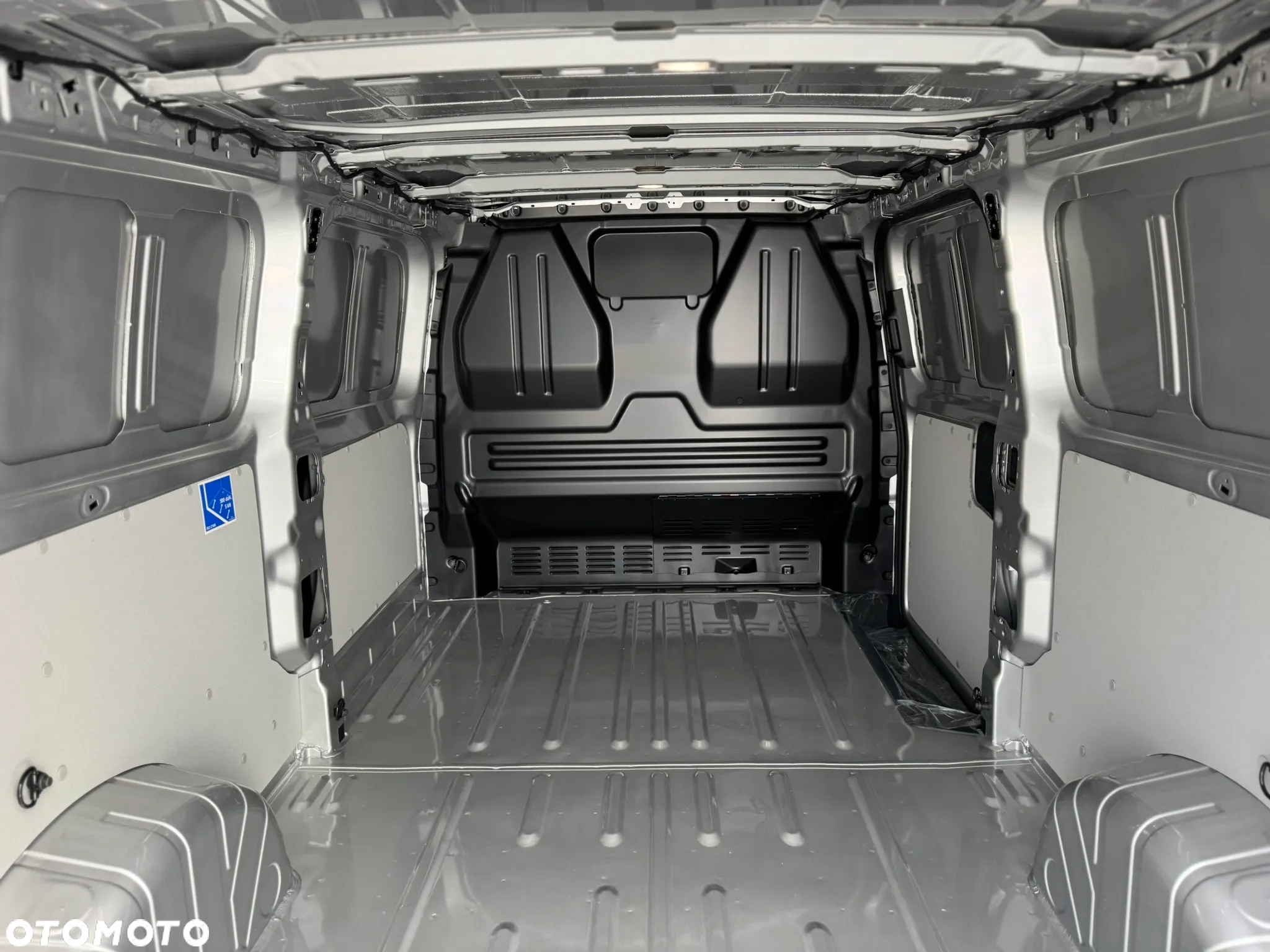 Volkswagen Nowy Transporter - 9