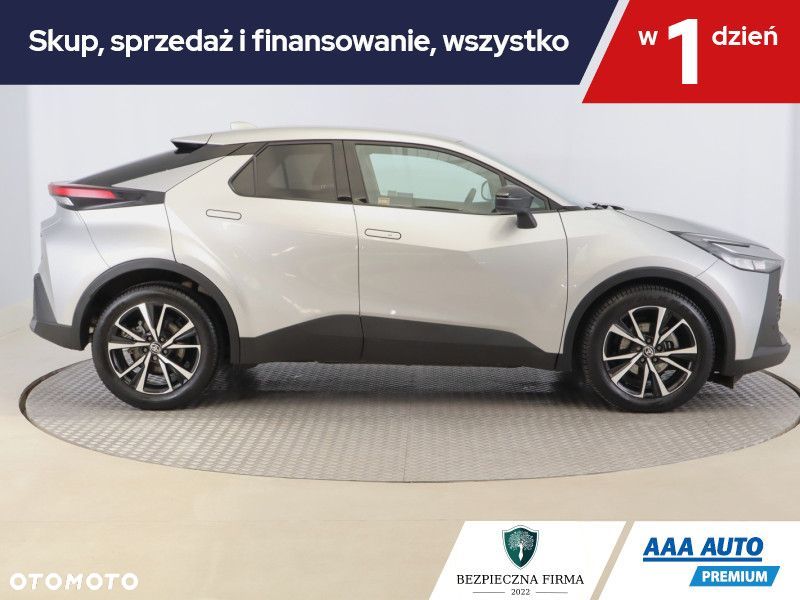 Toyota C-HR - 8