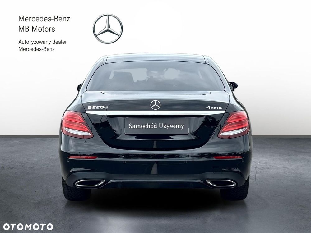Mercedes-Benz Klasa E 220 d 4Matic 9G-TRONIC AMG Line - 5