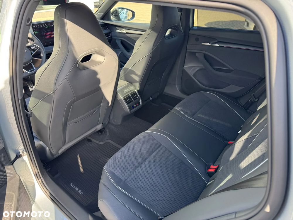 Skoda Superb - 19