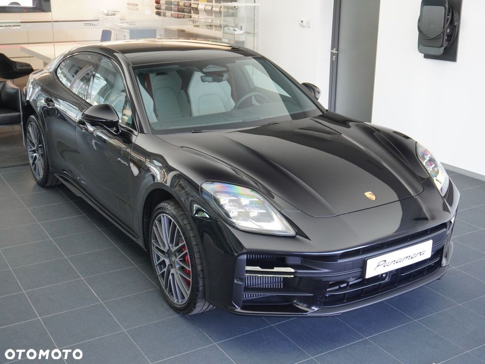 Porsche Panamera 4S E-Hybrid PHEV - 9