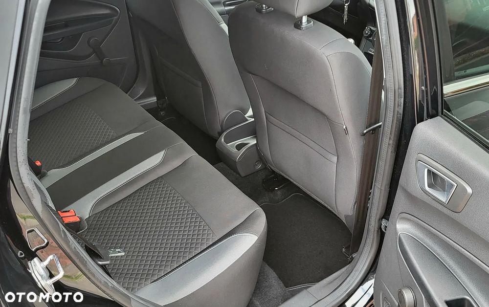 Ford Fiesta 1.0 EcoBoost S&S TREND - 15