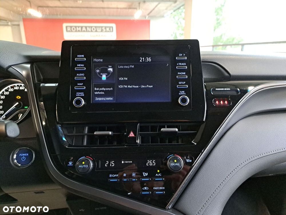 Toyota Camry 2.5 Hybrid Comfort CVT - 17