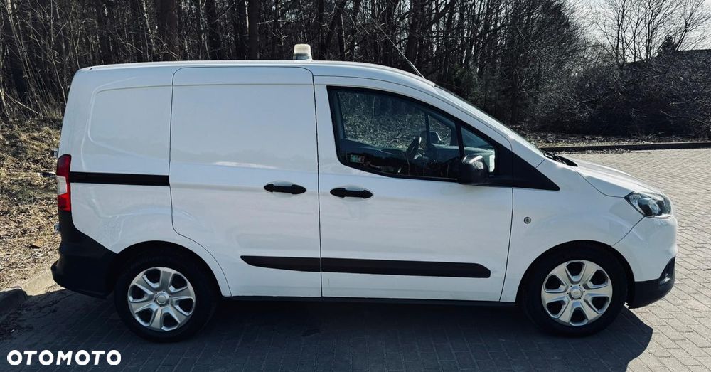 Ford Courier - 7