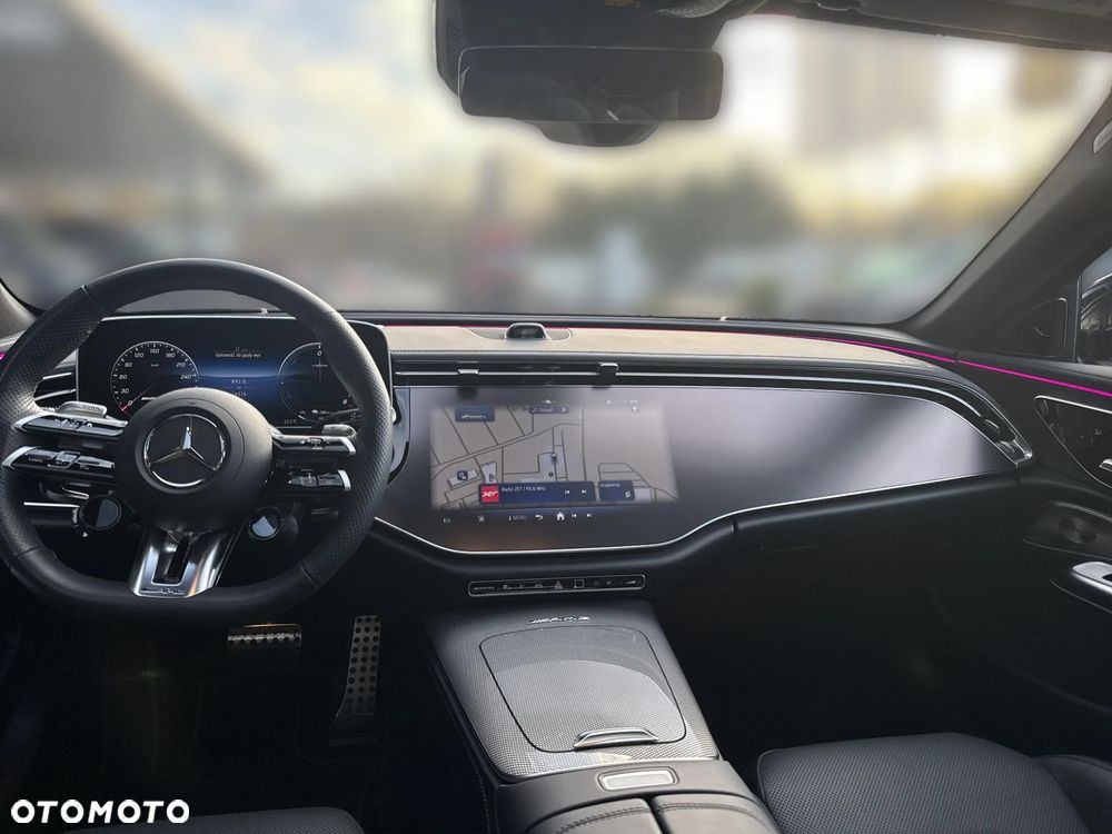 Mercedes-Benz Klasa E AMG 53 PHEV 4Matic+ 9G-Tronic TCT - 17