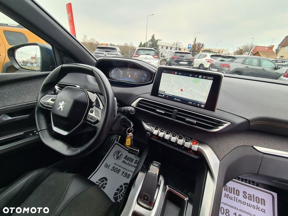 Peugeot 5008 1.5 BlueHDi Allure Pack S&S EAT8 - 32