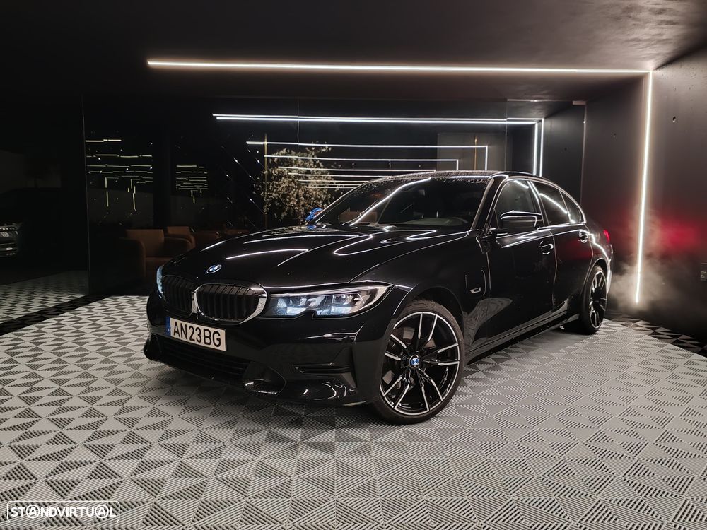 BMW 320 e Line Sport Auto