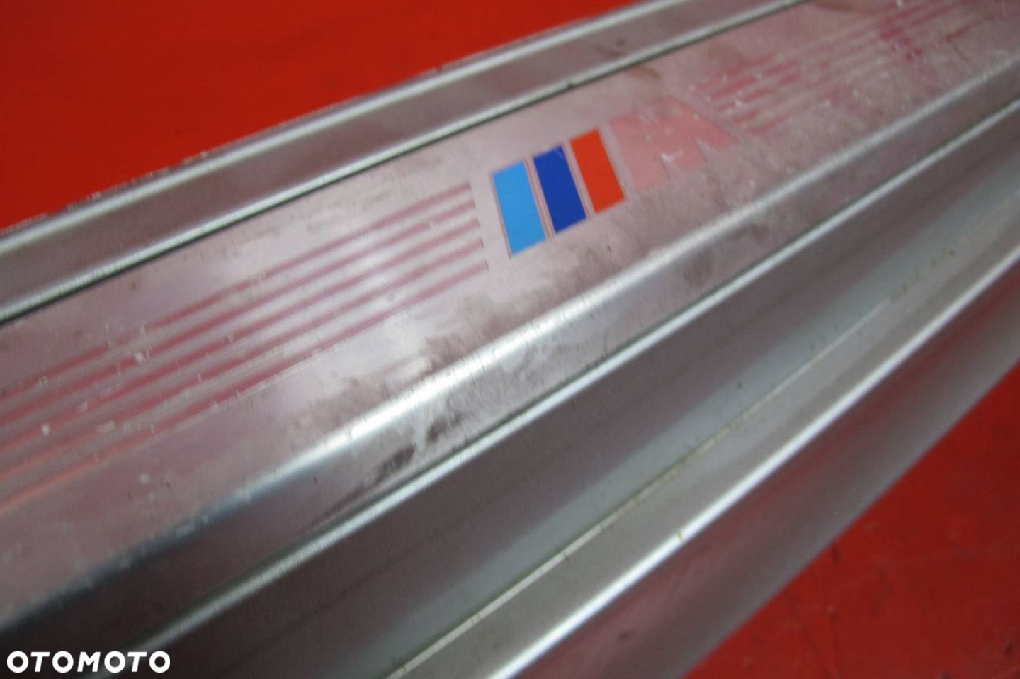 BMW 1 E87 M-PAKIET LISTWA NAKŁADKA PROGOWA LEWA 354/7 TITANSILBER METALLIC - 9