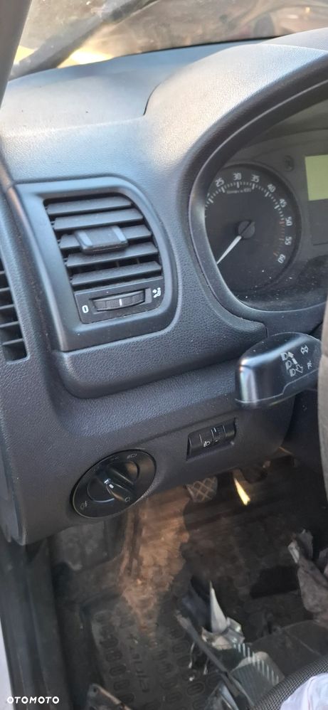 Skoda fabia  2014 r 1,6 tdi CAYA na części - 5