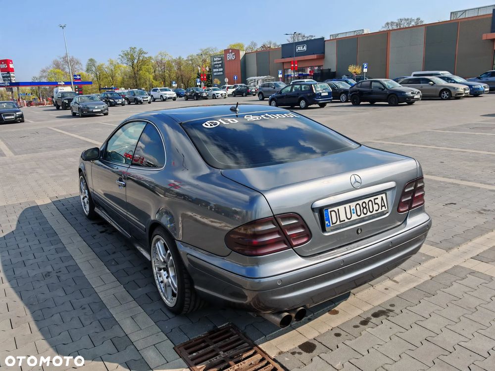 Mercedes-Benz CLK - 7