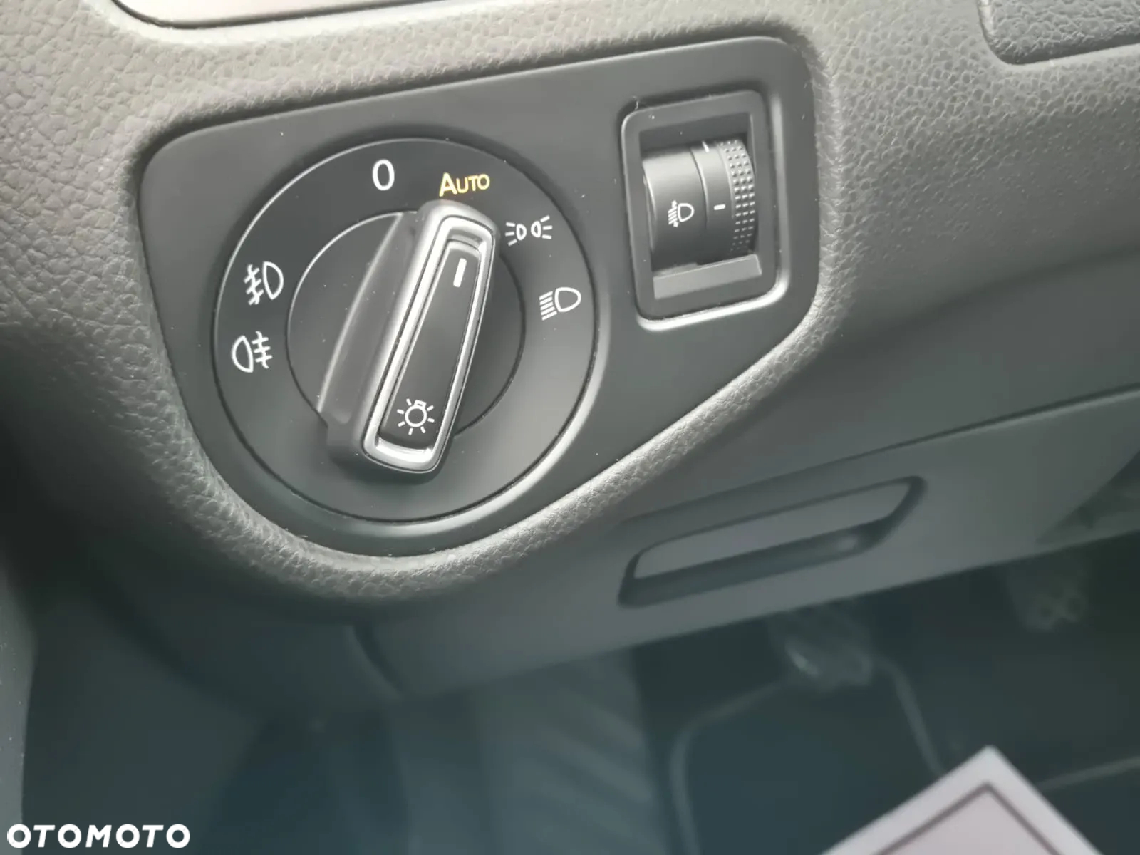 Volkswagen Golf - 19