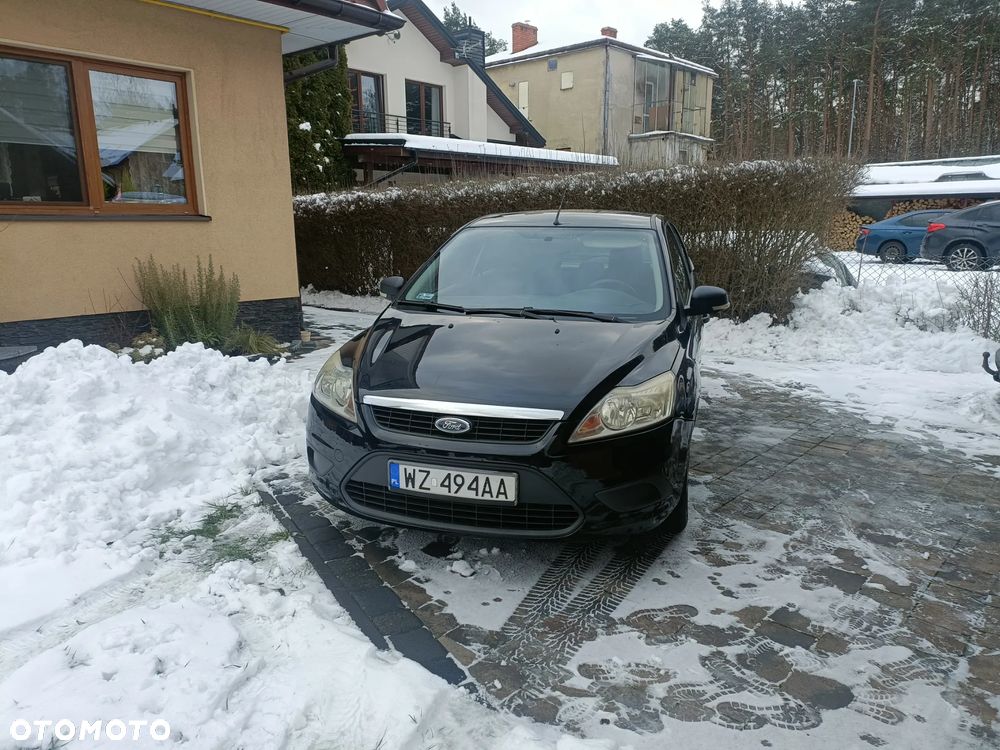 Ford Focus 1.6 Ambiente - 4