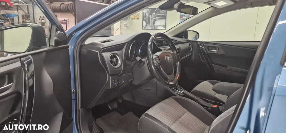 Toyota Auris - 7