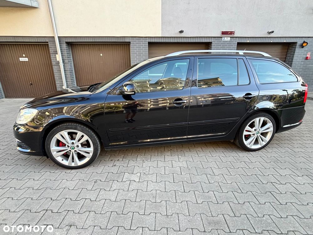 Skoda Octavia 2.0 TFSI RS DSG - 3