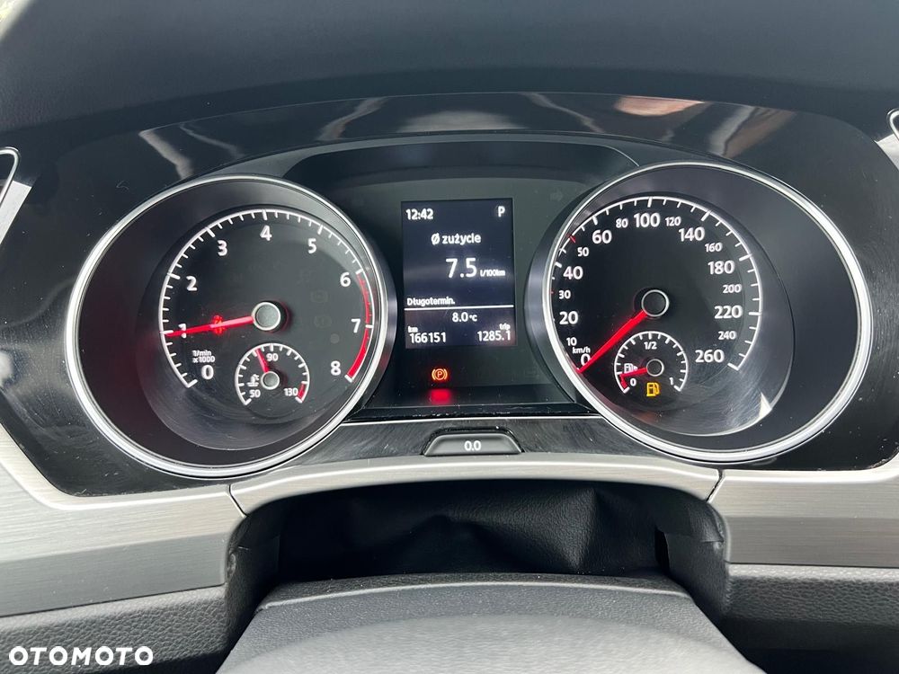 Volkswagen Touran 1.5 TSI EVO Comfortline DSG - 26