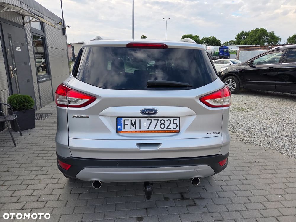 Ford Kuga 2.0 TDCi 2x4 Titanium - 9
