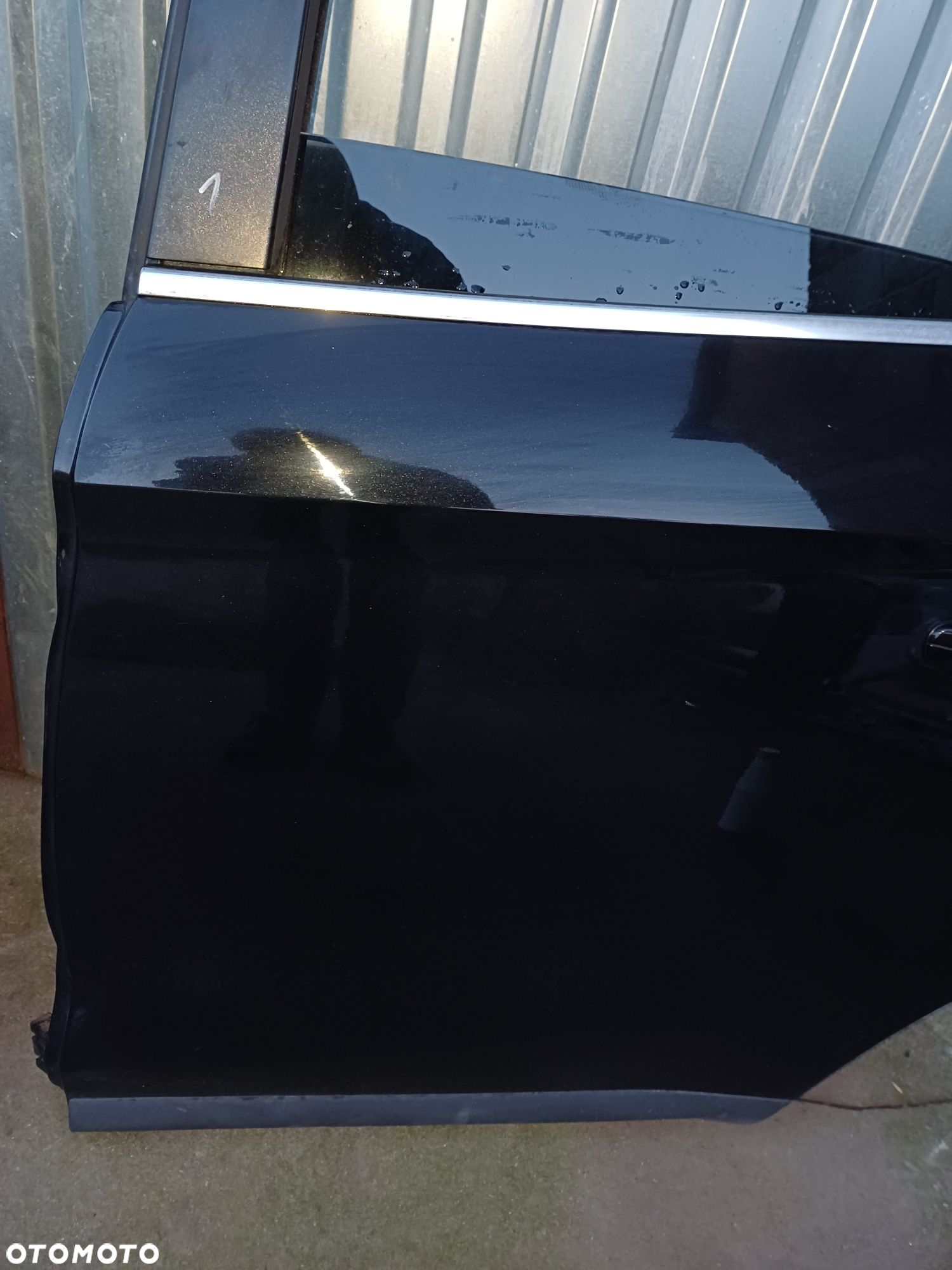 Drzwi lewy przod/tył ford Kuga Mk 1 kolor F8-czarny - 5