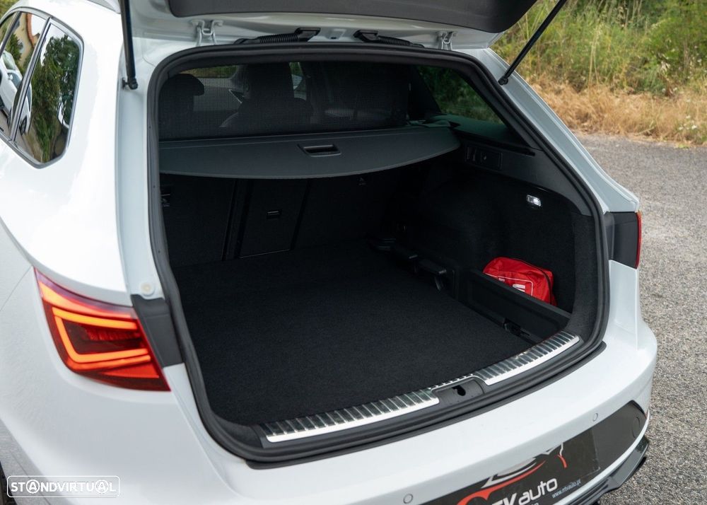 SEAT Leon ST 2.0 TSI S&S DSG Cupra 300 - 8