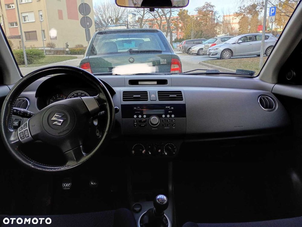 Suzuki Swift - 5