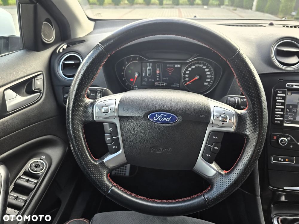 Ford Mondeo 2.0 EcoBoost Titanium S - 25