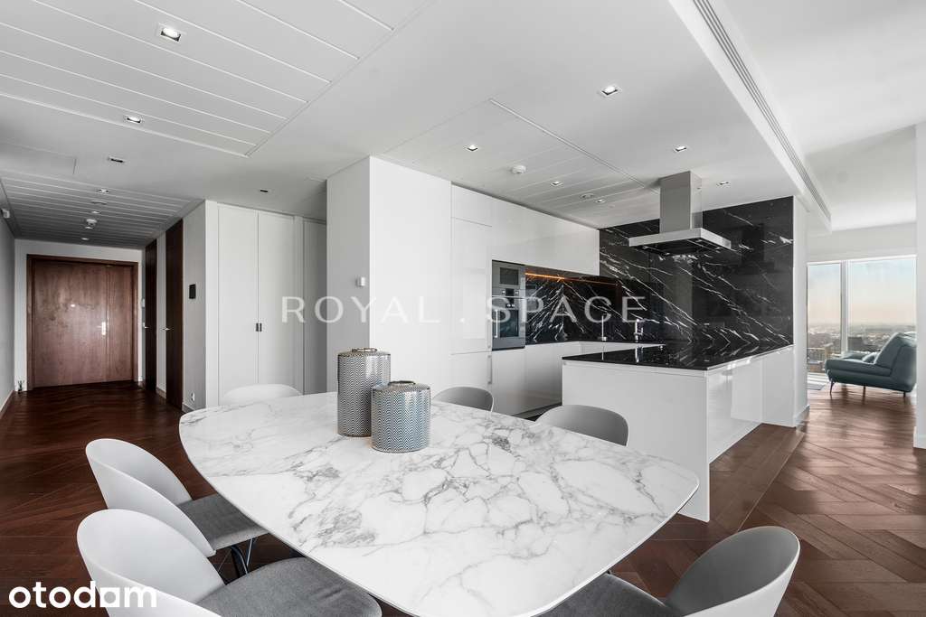 Apartament premium z widokiem | Złota 44