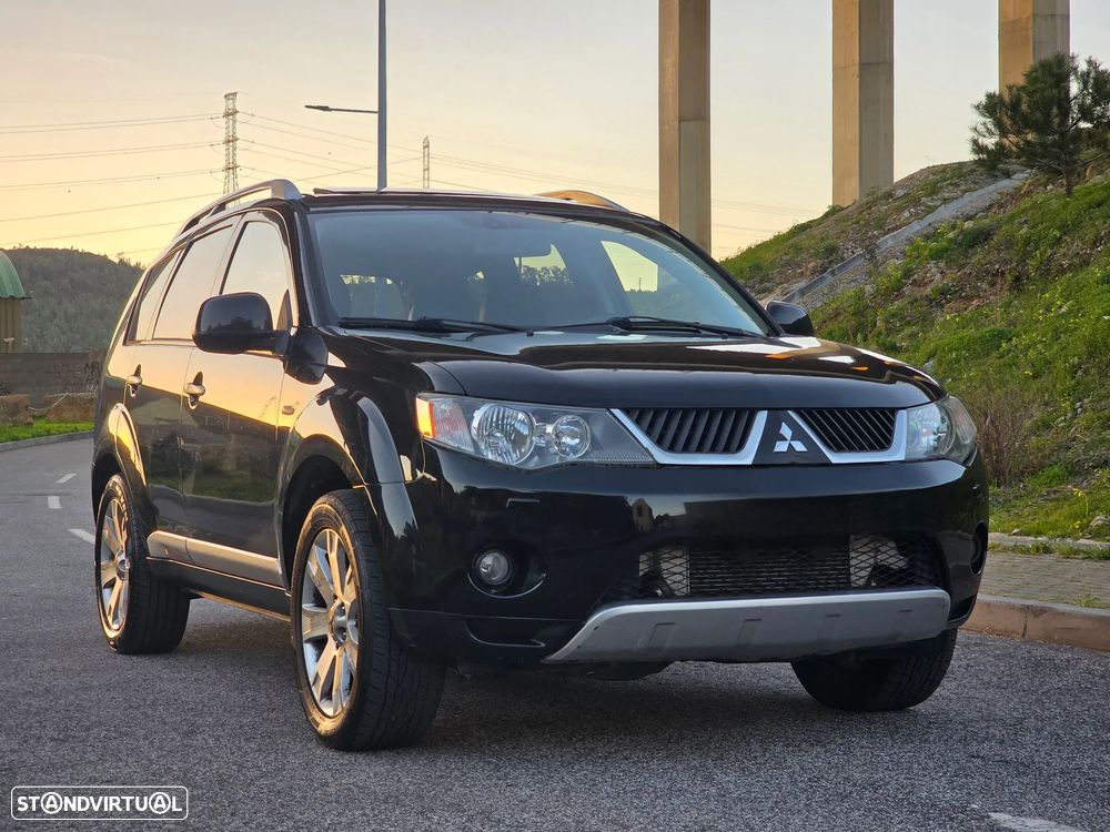 Mitsubishi Outlander 2.0 DI-D Intense 4WD - 4