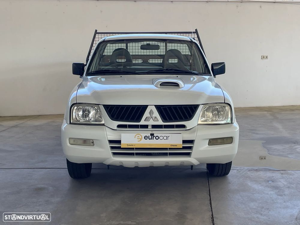 Mitsubishi l200 2.5  TD - 8