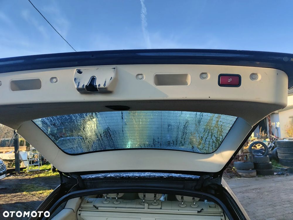 Mercedes-Benz Klasa E 320 T Avantgarde - 16