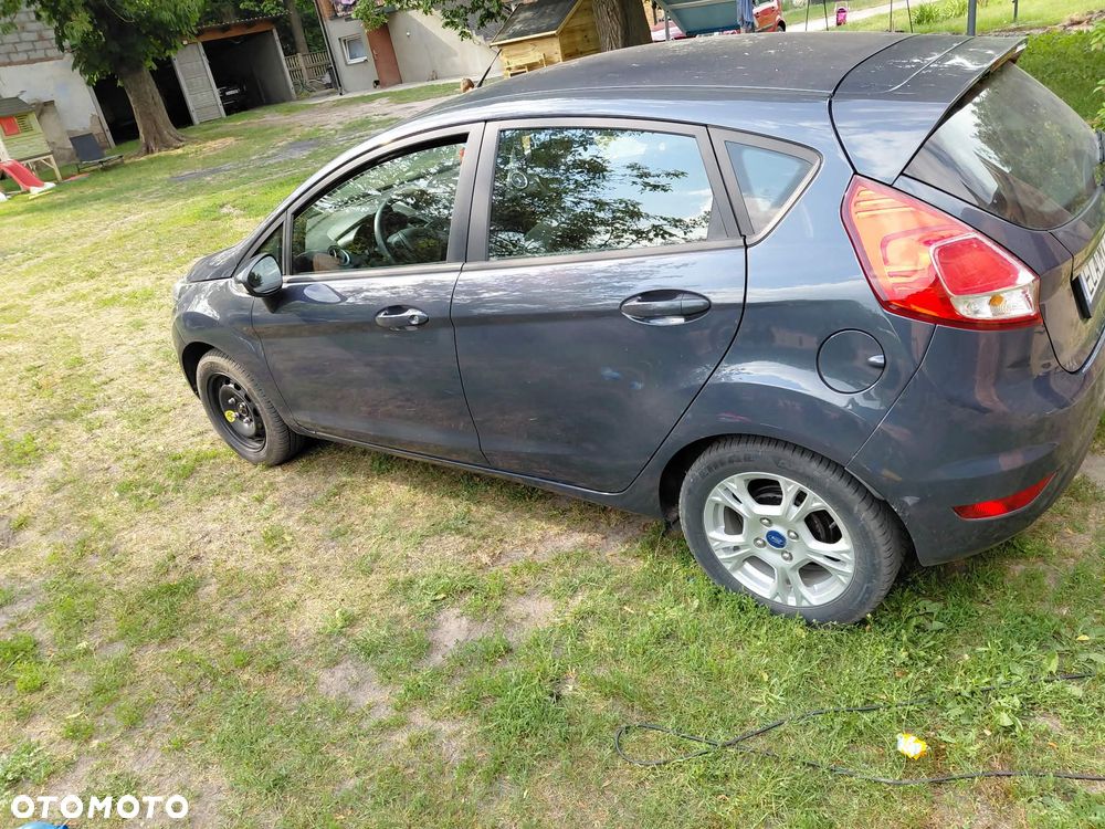 Ford Fiesta - 7
