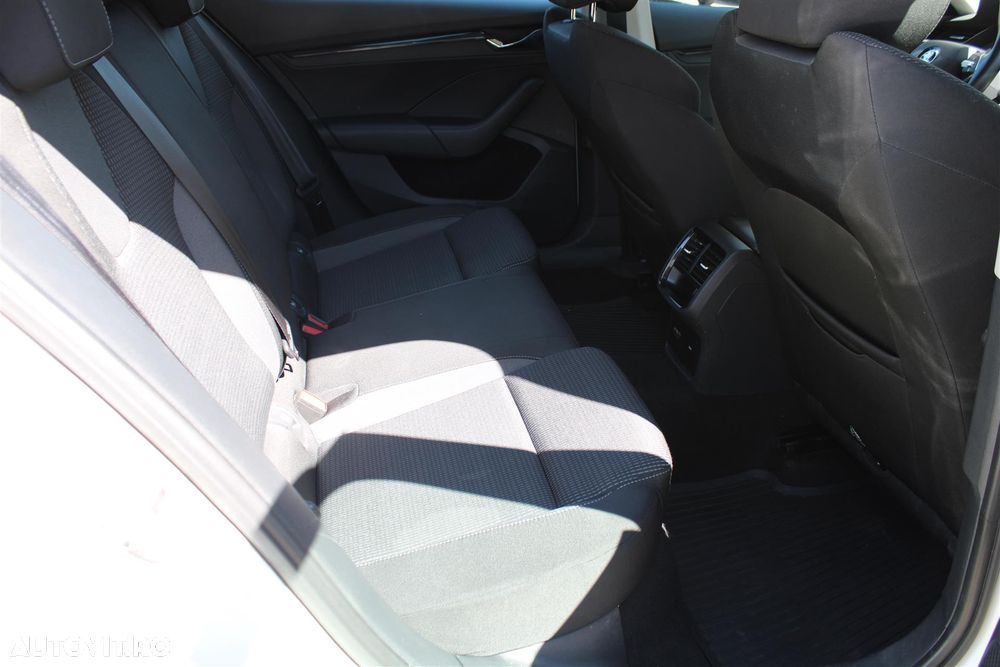 Skoda Octavia 1.0 TSI Ambition - 14