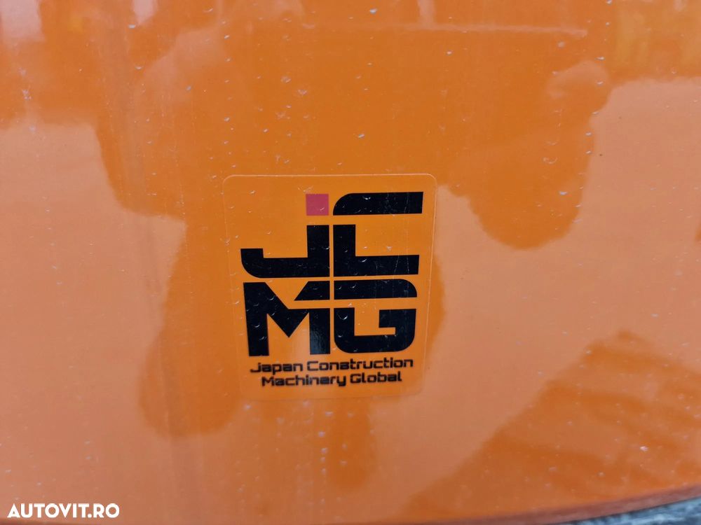 Hitachi 3,7t, ZX33U-6, cupla rapida+2 cupe excavare+cupa taluz, inst picon, Aer conditionat, lama nivelare, produs in JAPONIA, garantie 1an, posibilitate leasing-44.900 EUR+Tva - 19