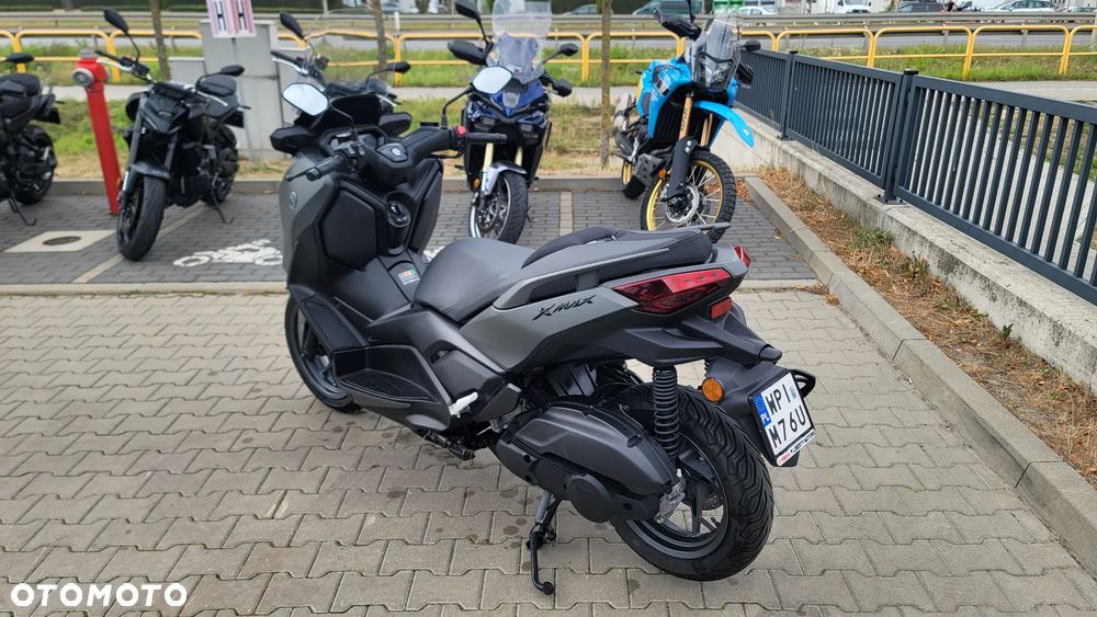 Yamaha X-max - 9